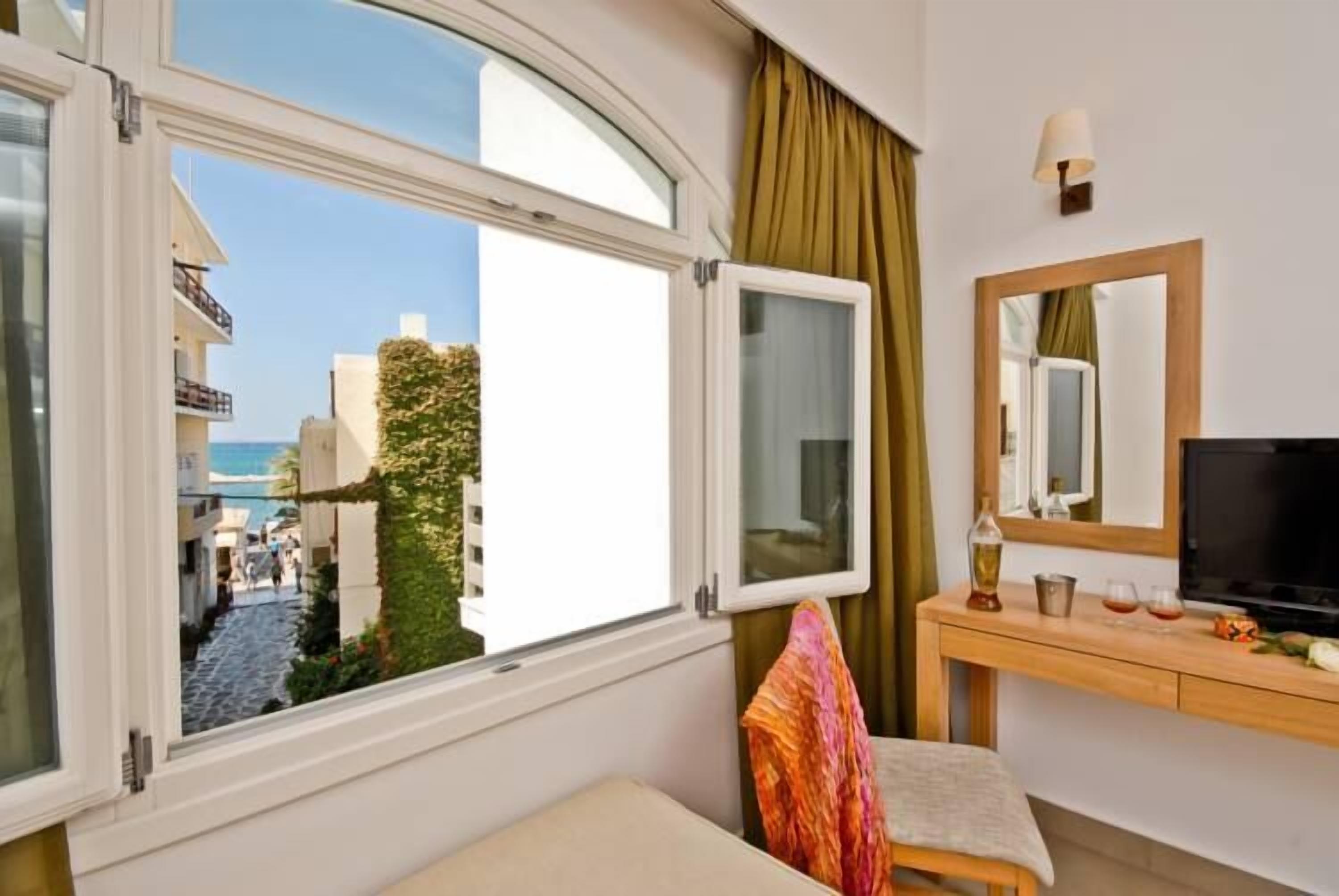 double or twin room (with sofa bed) | living area | plasma tv