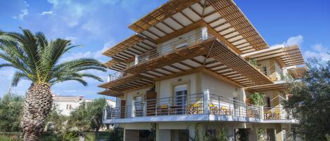 Fachada de la propiedad