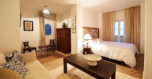 Suite (Choukri) | In-room safe, individually decorated, individually furnished