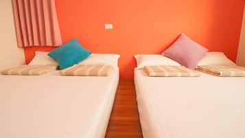 Habitación familiar (Classic) | Decoración individual, cortinas opacas, sistema de insonorización