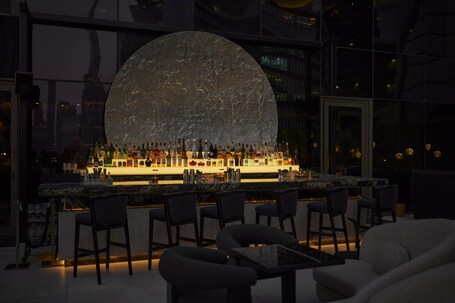 Four Seasons Hotel Dubai International Financial Centre - Image 12