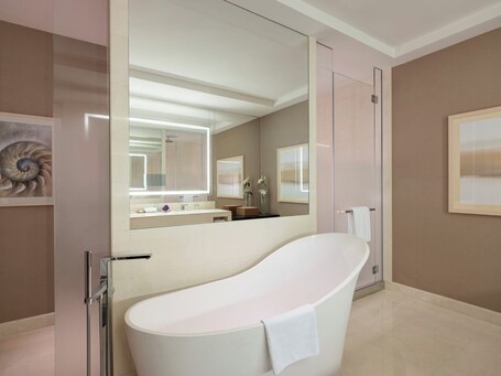 Four Seasons Hotel Dubai International Financial Centre - Image 107