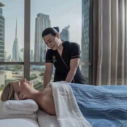 Tratamientos corporales, aromaterapia y masajes de tejido profundo