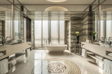 Four Seasons Hotel Dubai International Financial Centre - Image 28