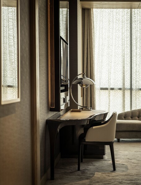 Four Seasons Hotel Dubai International Financial Centre - Image 42