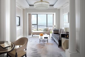 Premium bedding, down comforters, in-room safe, desk