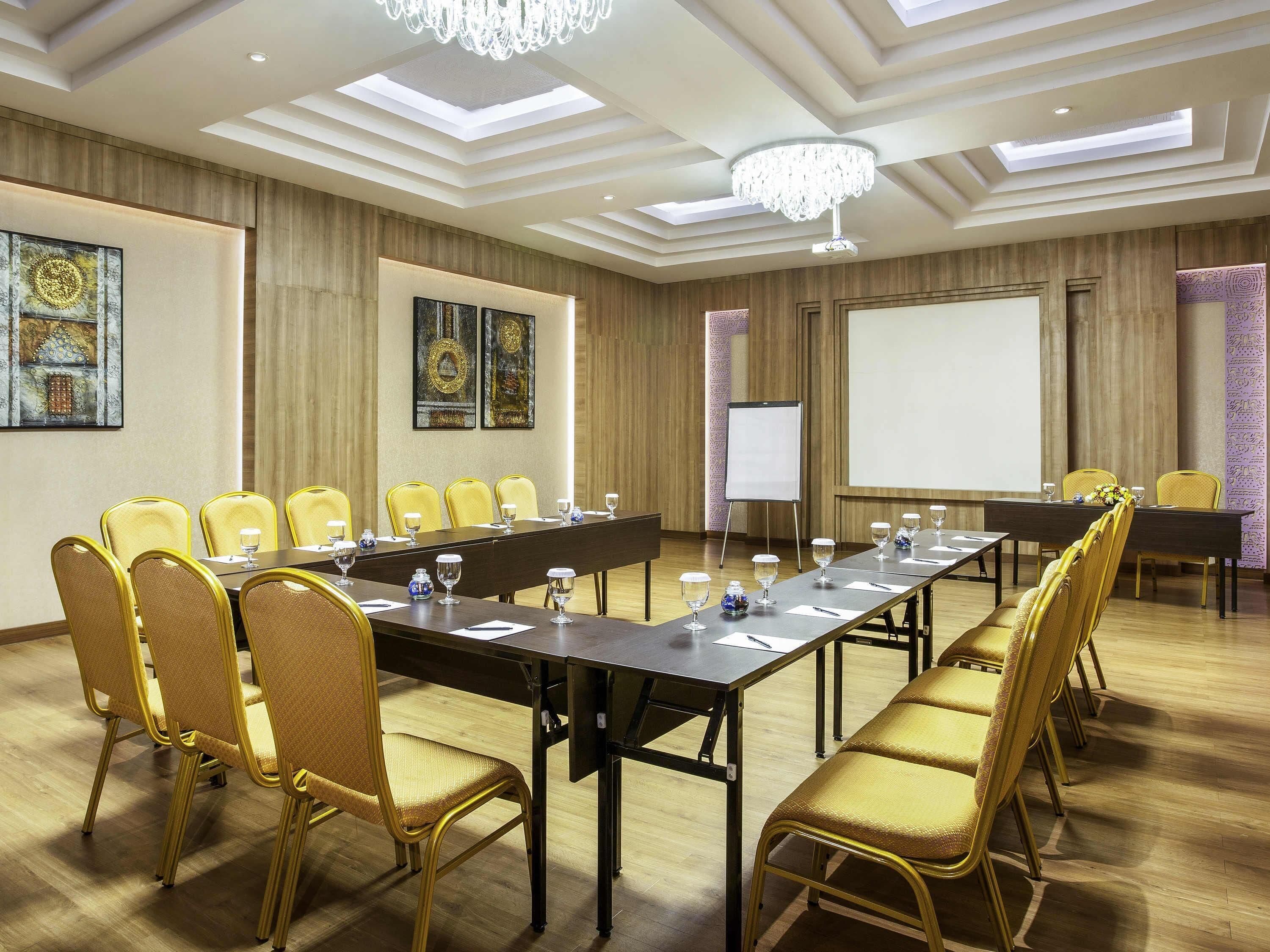 Meeting facility