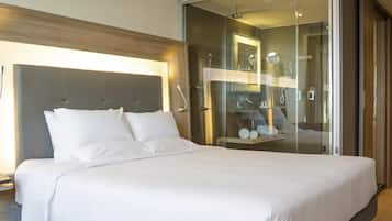 Minibar, in-room safe, desk, free WiFi