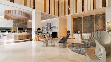 2 Bars/Lounges, Lobby-Lounge, Bar auf der Dachterrasse
