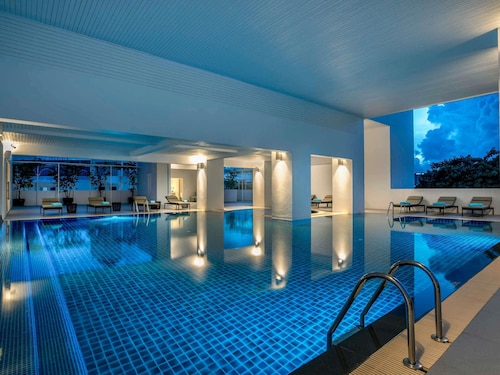 Novotel Phuket City Phokeethra Hotel