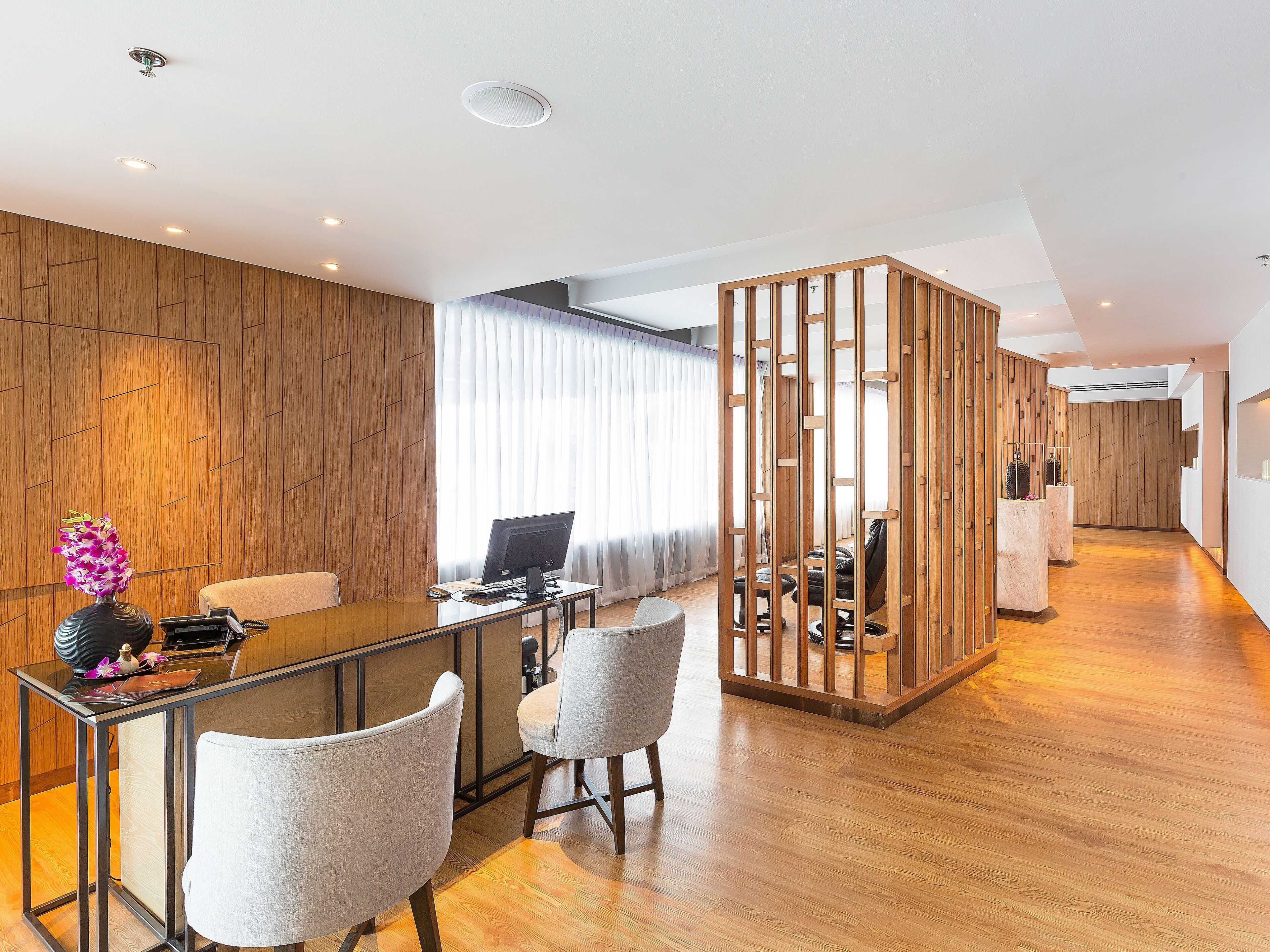 body treatments, aromatherapy, hot stone massages, deep-tissue massages