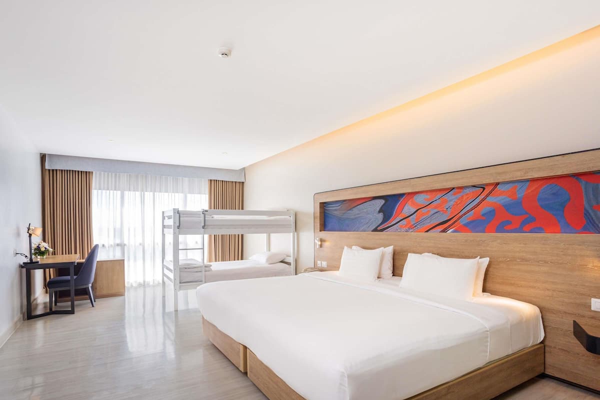 Family Room, 2 Double Beds | 1 bedroom, premium bedding, minibar, in-room safe