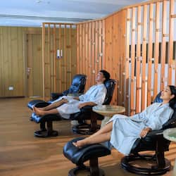 Body treatments, aromatherapy, hot stone massages, deep-tissue massages