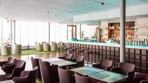 Breakfast, lunch and dinner served