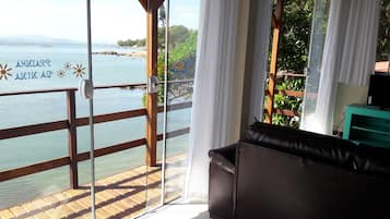 Family Apartment, 2 Bedrooms, Ocean View, Sea Facing | Premium bedding, individually decorated, individually furnished