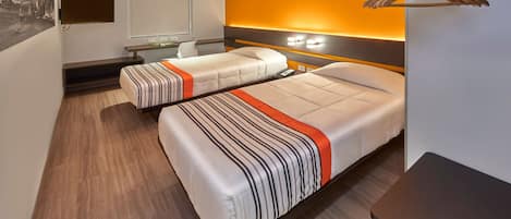 Room, 2 Single Beds, Non Smoking | Desk, blackout curtains, soundproofing, free WiFi
