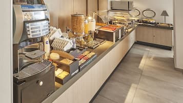 Colazione completa inclusa, servita tutte le mattine