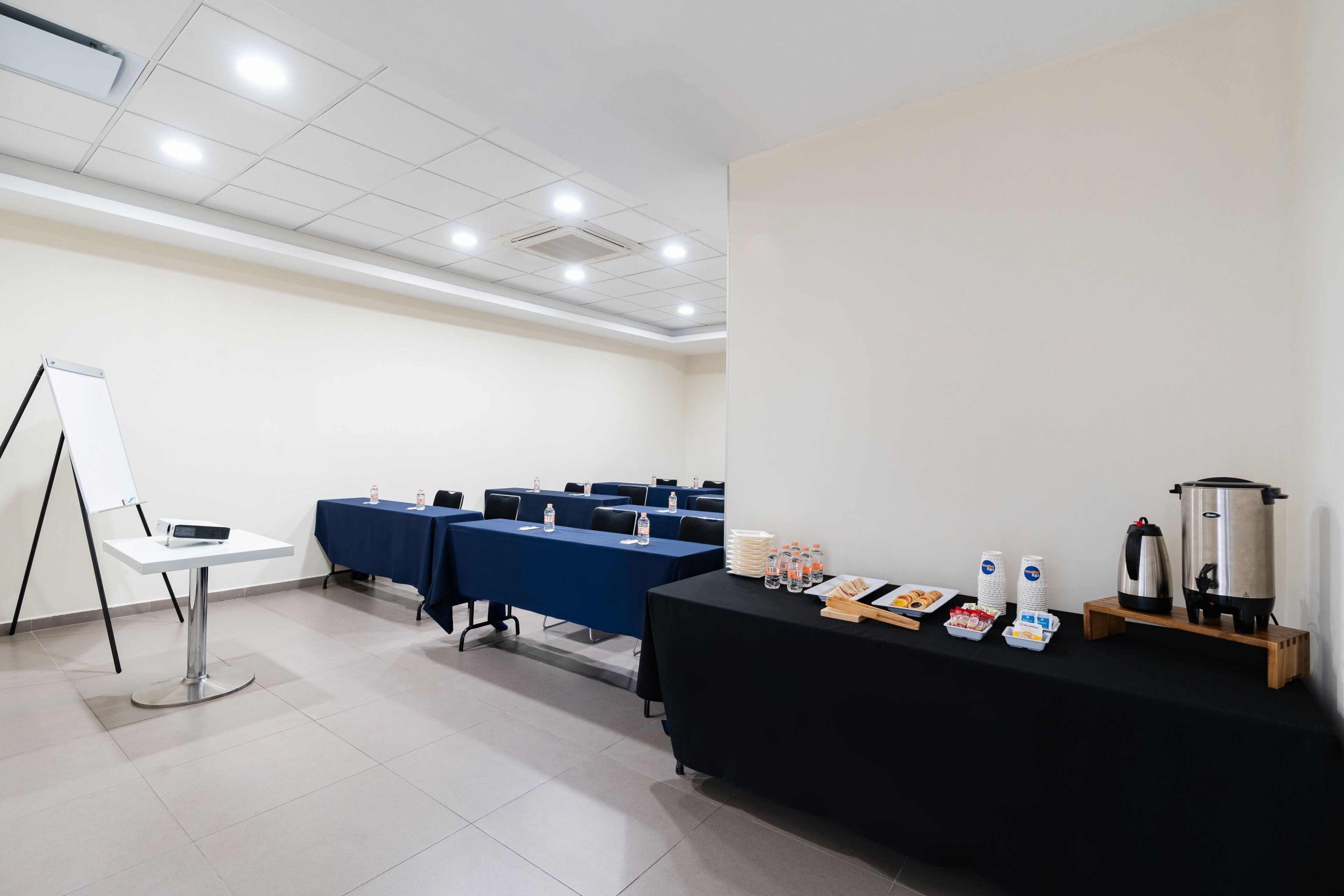 Photo - City Express Junior By Marriott Aguascalientes Centro