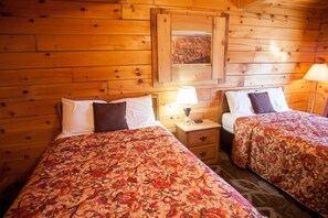 Standard Cabin, 2 Double Beds | Free WiFi - Bryce GatewayInn Cabins (Panguitch)