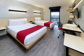 In-room safe, desk, blackout curtains, iron/ironing board - City Express by Marriott Piedras Negras (Piedras Negras)