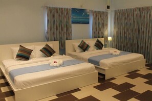 Desk, blackout curtains, rollaway beds, free WiFi