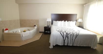 Bowman Inn & Suites