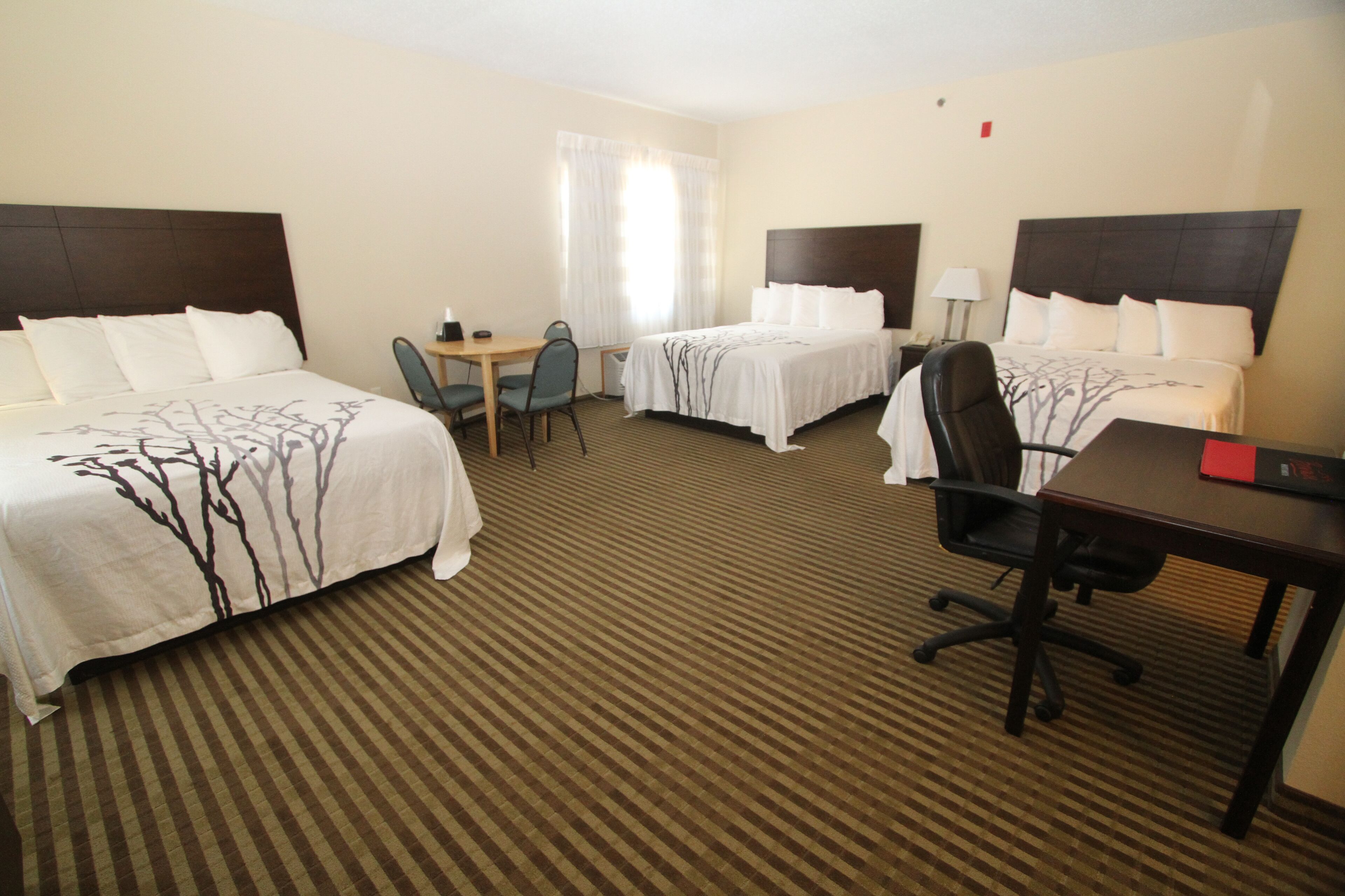 family suite, multiple beds, non smoking, refrigerator & microwave | desk, soundproofing, iron/ironing board, free wifi