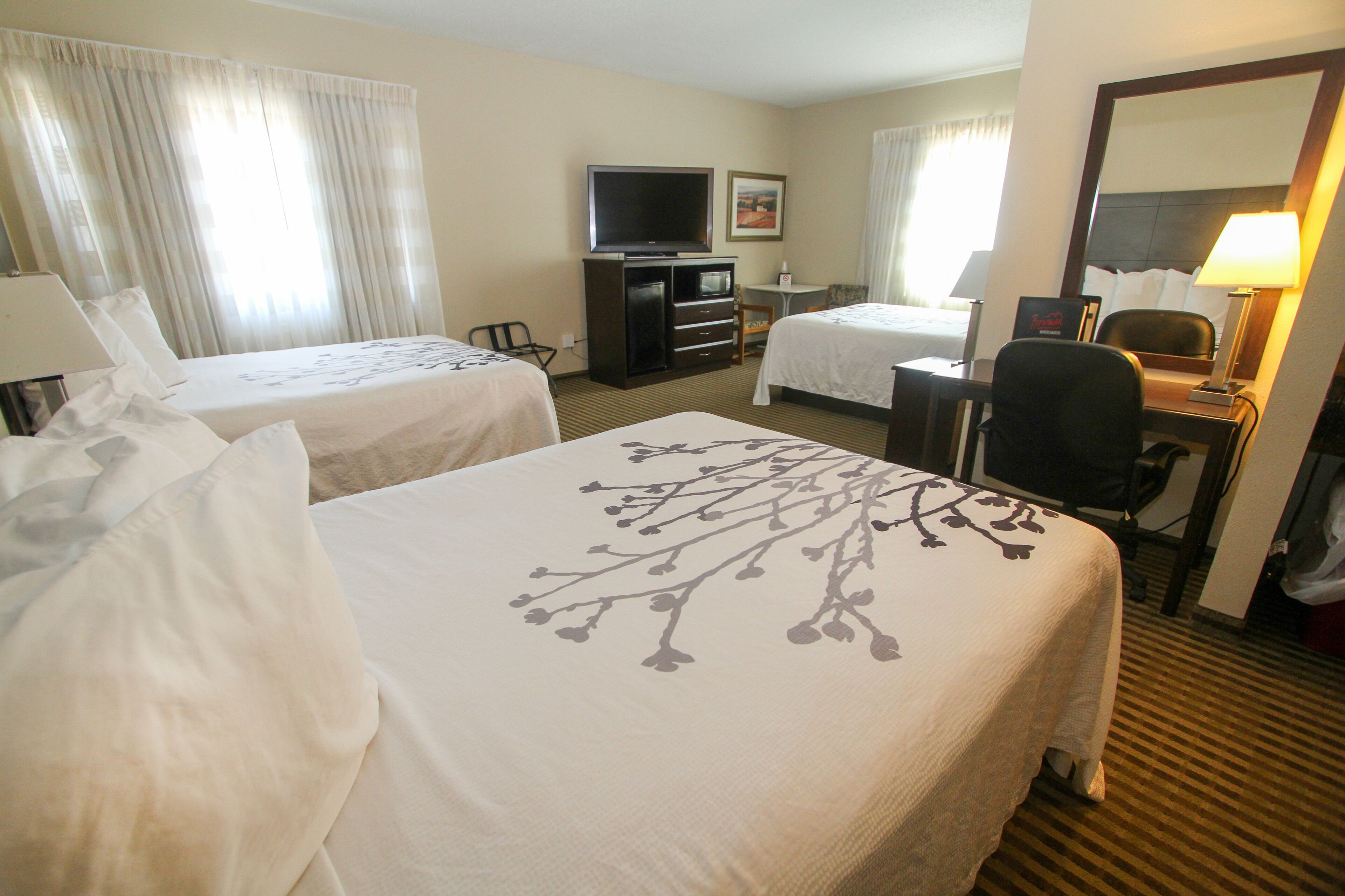 family room, multiple beds, non smoking, refrigerator & microwave | desk, soundproofing, iron/ironing board, free wifi