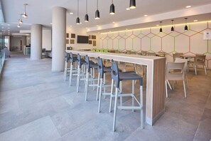 Komplett frokost er inkludert hver dag