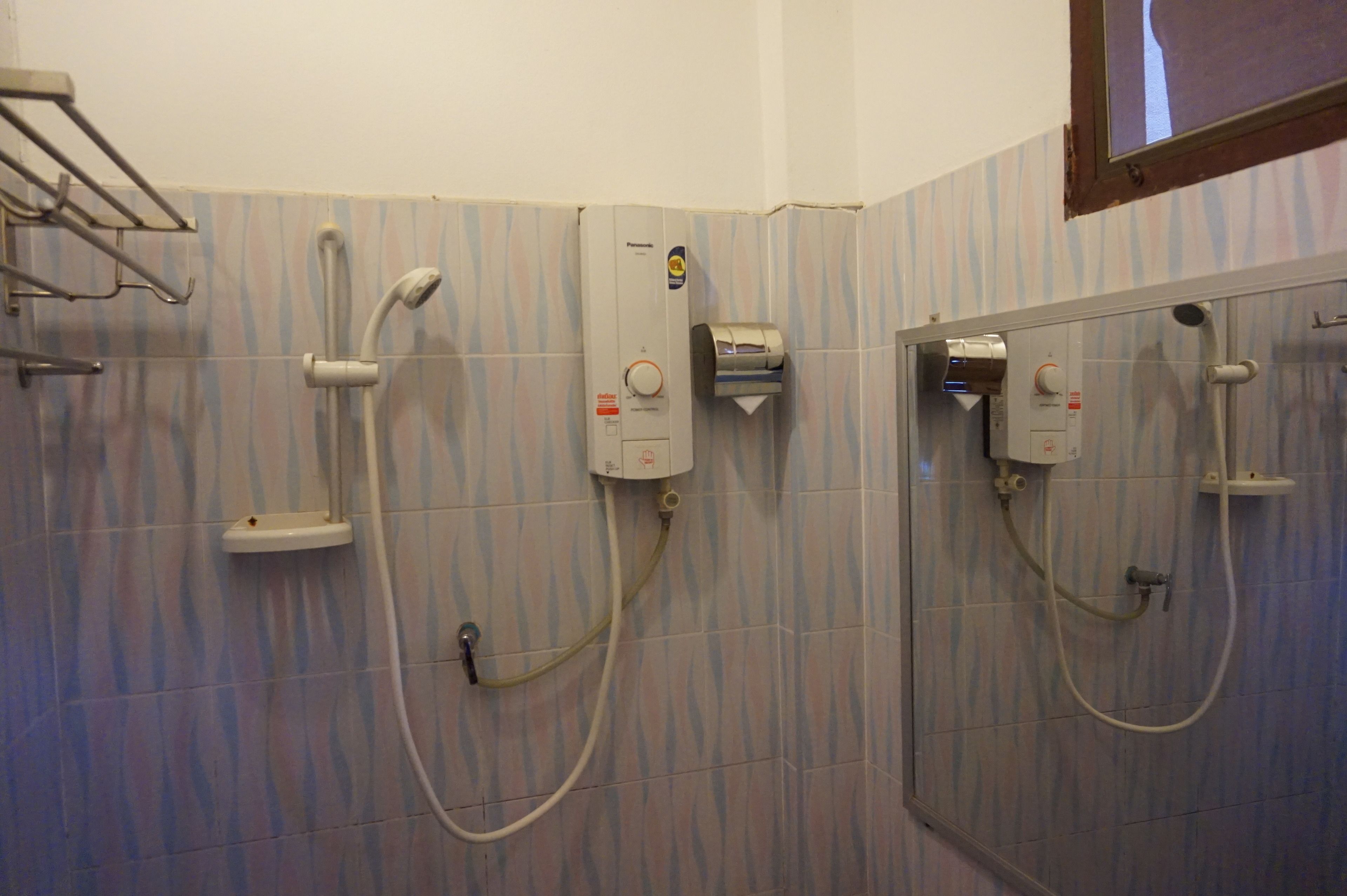 Superior Room | Bathroom | Shower, free toiletries, hair dryer (on request), towels