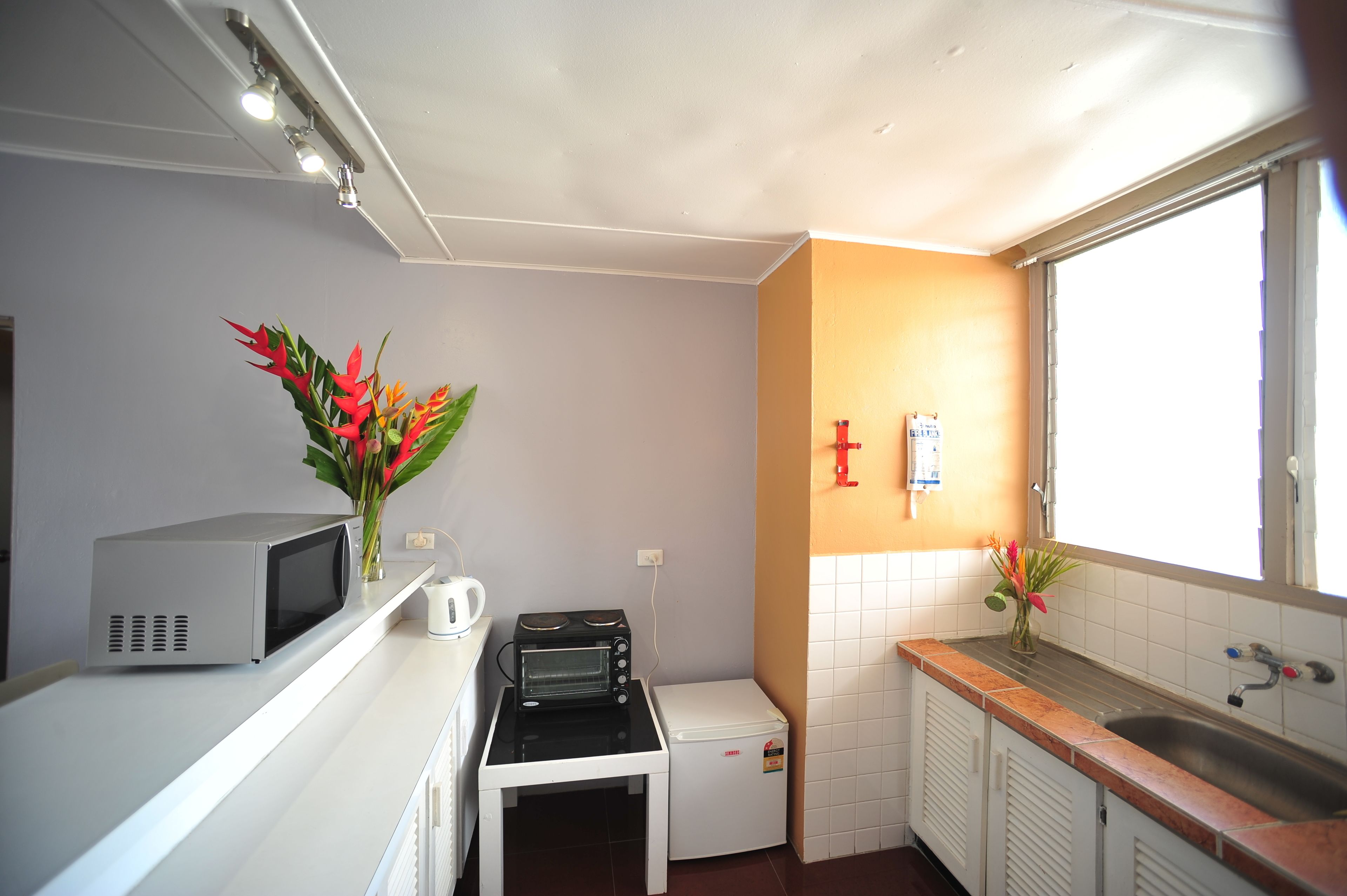 city apartment | private kitchen | fridge, coffee/tea maker, electric kettle