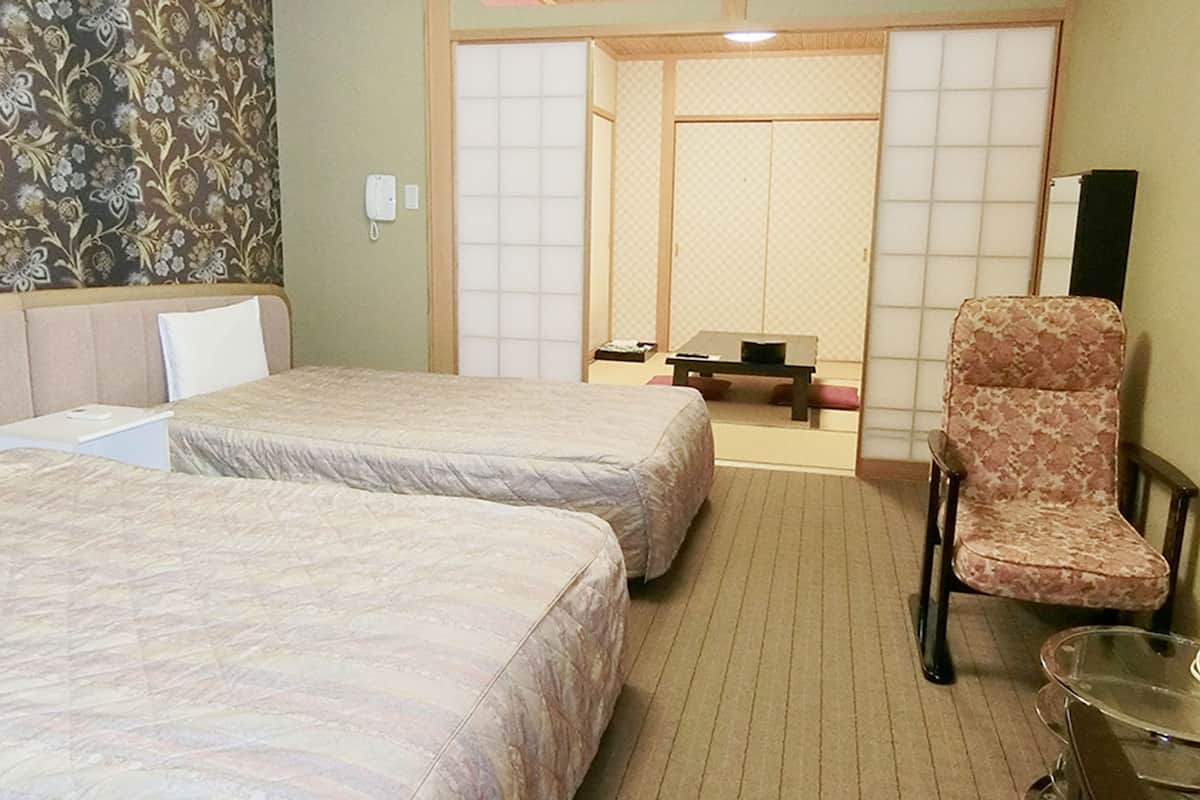 Japanese/Western Room 202, Non Smoking (Refrigerator, Wi-Fi) | WiFi (free)