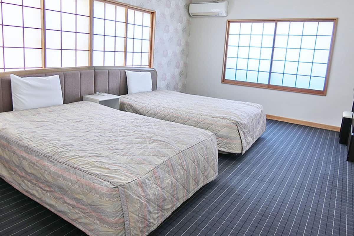 Japanese/Western Room 201, Non Smoking (Refrigerator, Wi-Fi)