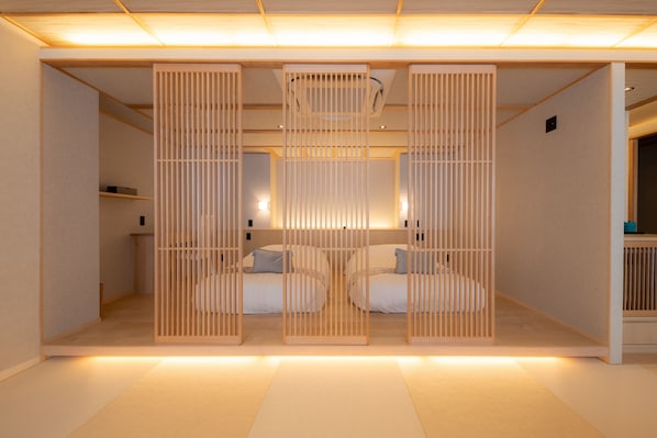 Suite Room, Non Smoking | Escritorio y espacio para trabajar con laptop