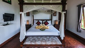 Két bảo mật tại phòng, bàn, giường gấp/giường phụ (phụ phí) 