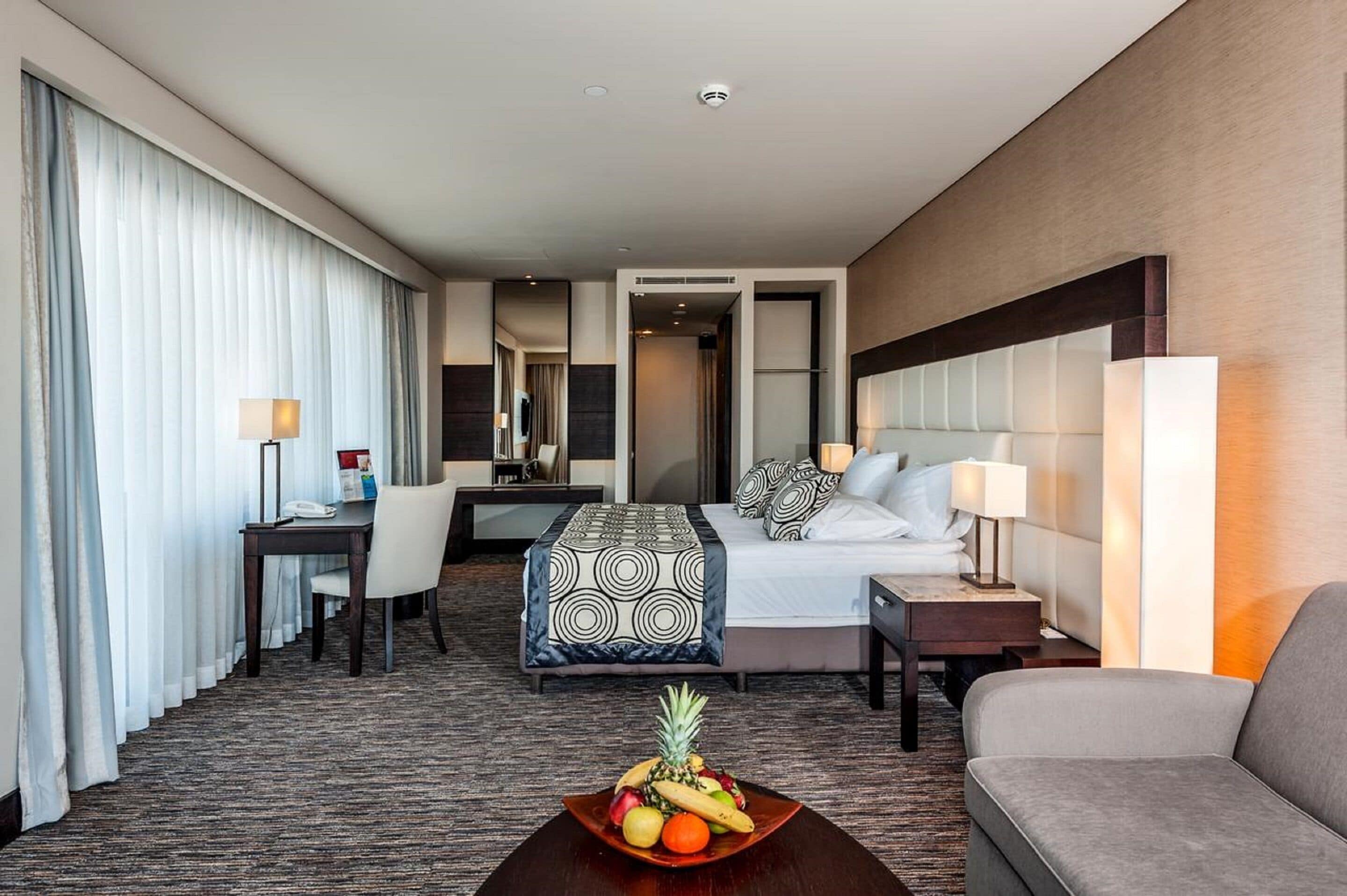 deluxe room | 1 bedroom, premium bedding, minibar, in-room safe