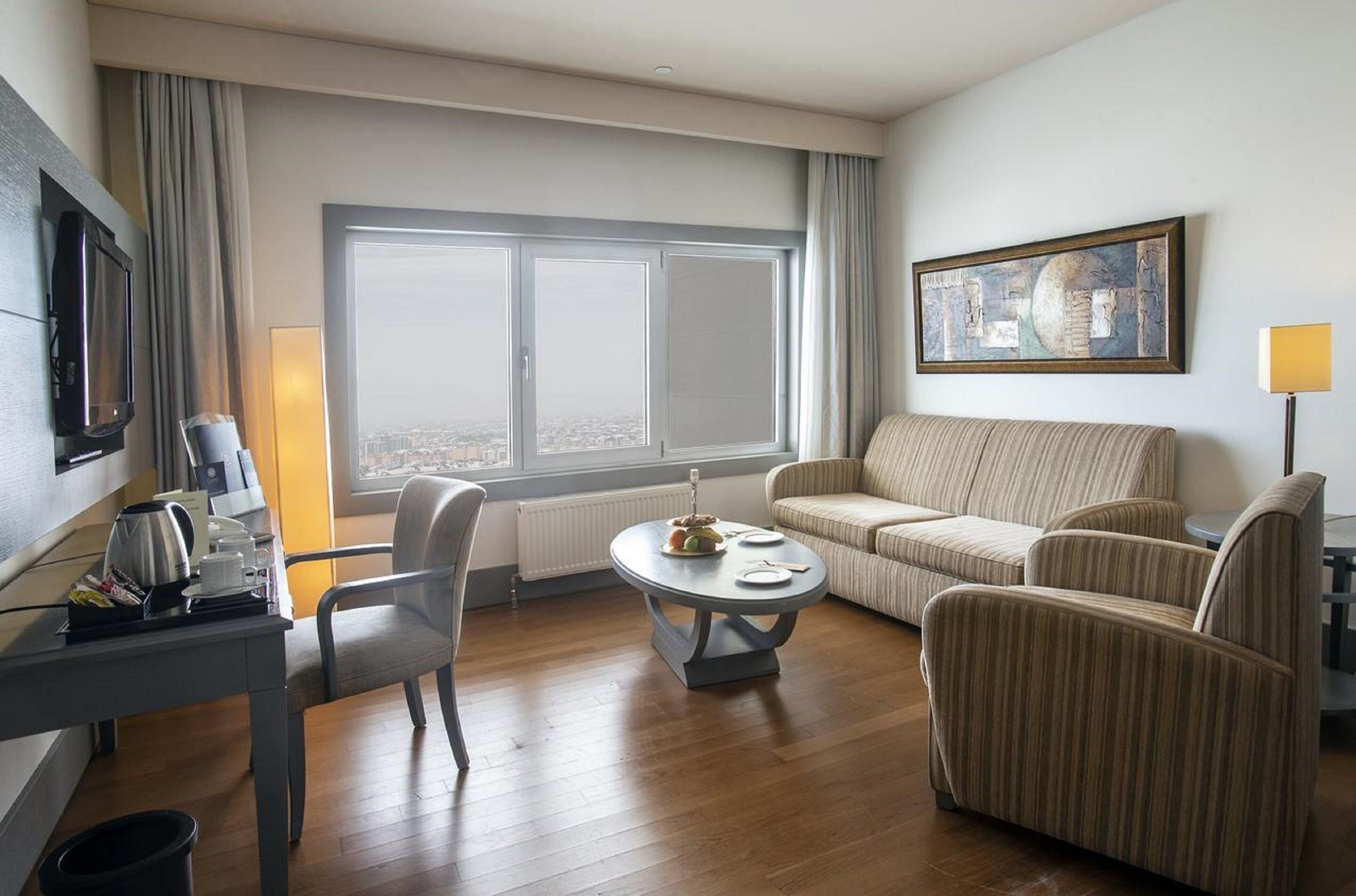 junior suite | 1 bedroom, premium bedding, minibar, in-room safe