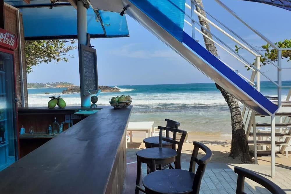 Coral Beach Hotel