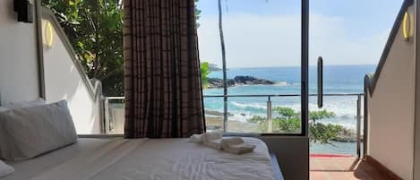 Superior Double Room, 1 Bedroom, Sea View, Beachfront | Premium bedding, desk, laptop workspace