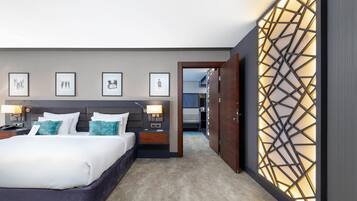Premium bedding, pillow-top beds, minibar, in-room safe