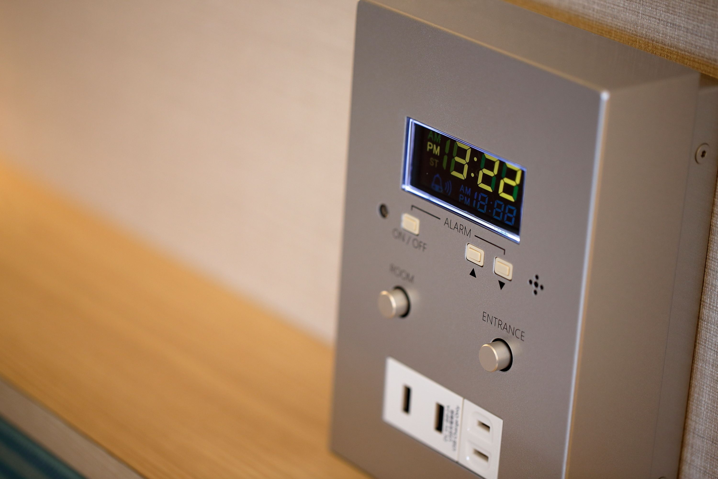 1 bedroom, premium bedding, down duvets, desk