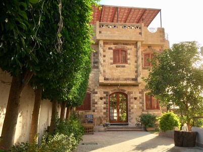New Memnon Hotel