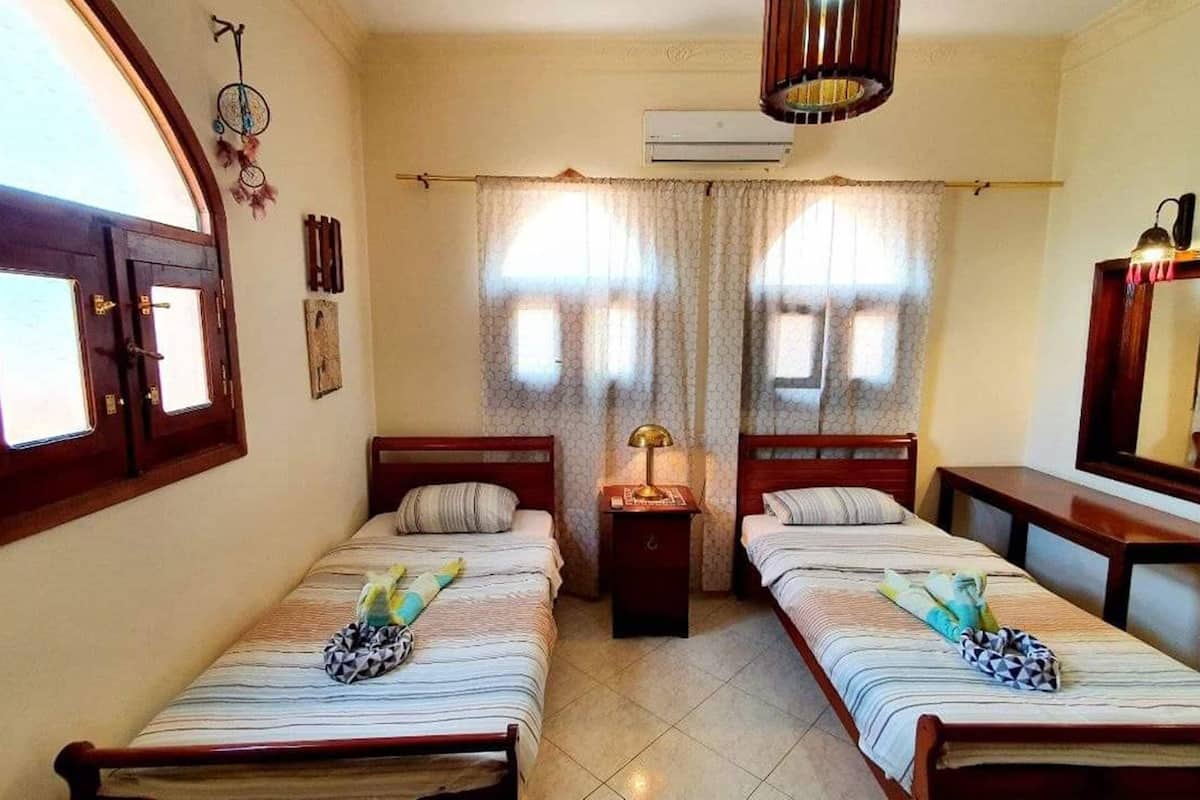 1 bedroom, minibar, desk, free wifi