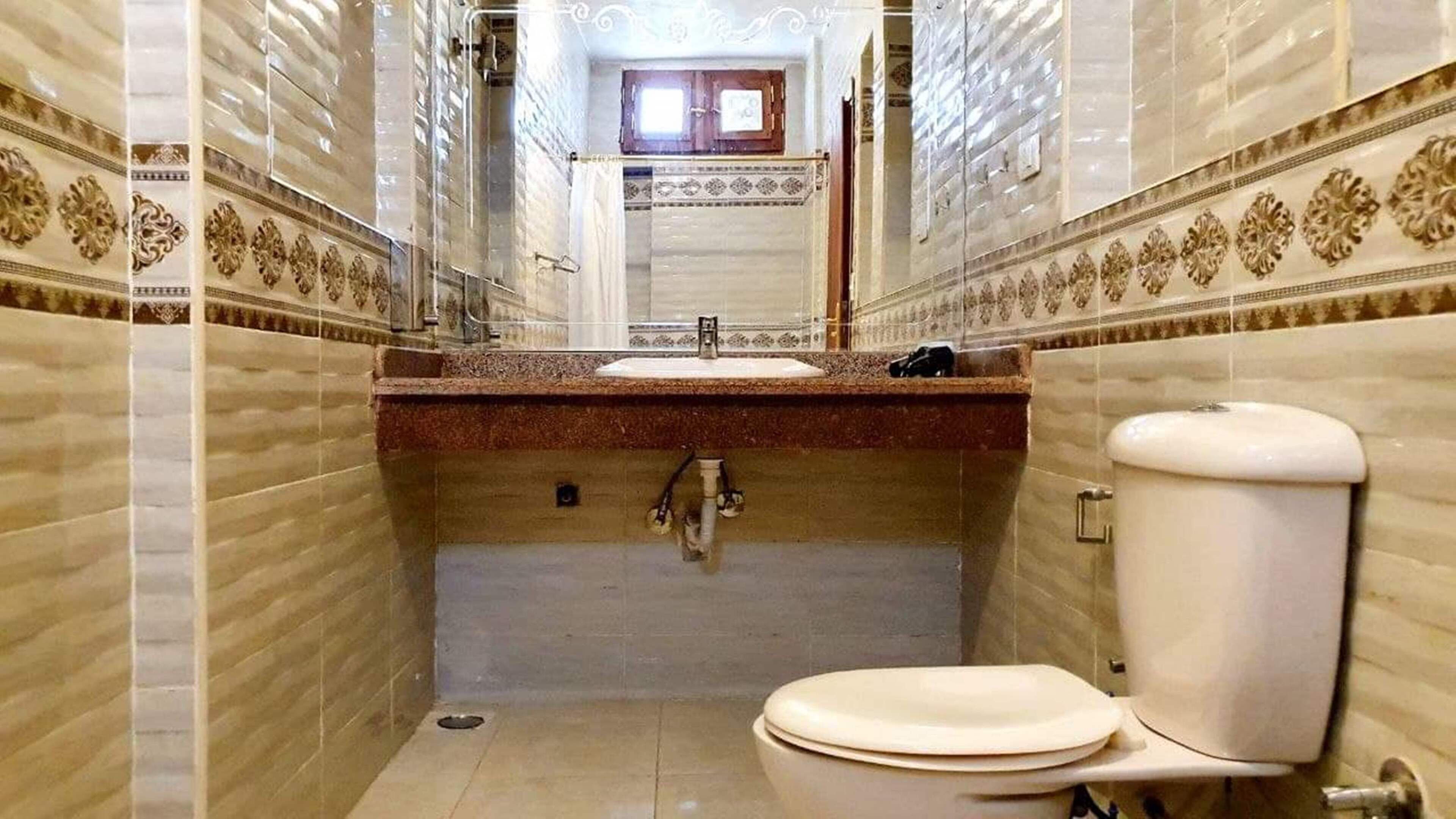 Photo - Nile Compound