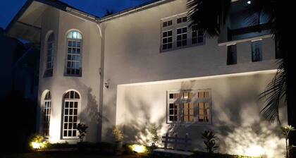 Kandy Green View Bungalow