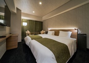 Down comforters, in-room safe, blackout drapes, iron/ironing board