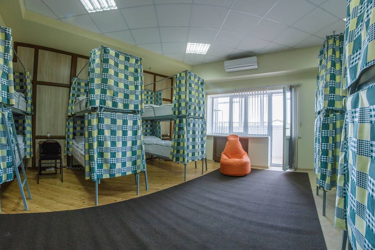 In-room safe, desk, soundproofing, iron/ironing board