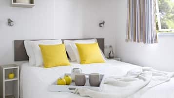 Casa rodante Deluxe (Diamant, 5 persons) | 2 habitaciones, muebles diferentes y ropa de cama