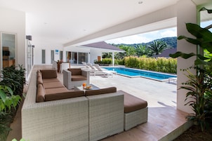 Fachada da propriedade
