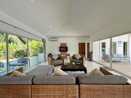 Televisión LCD 32 pulgadas con canales de televisión por cable